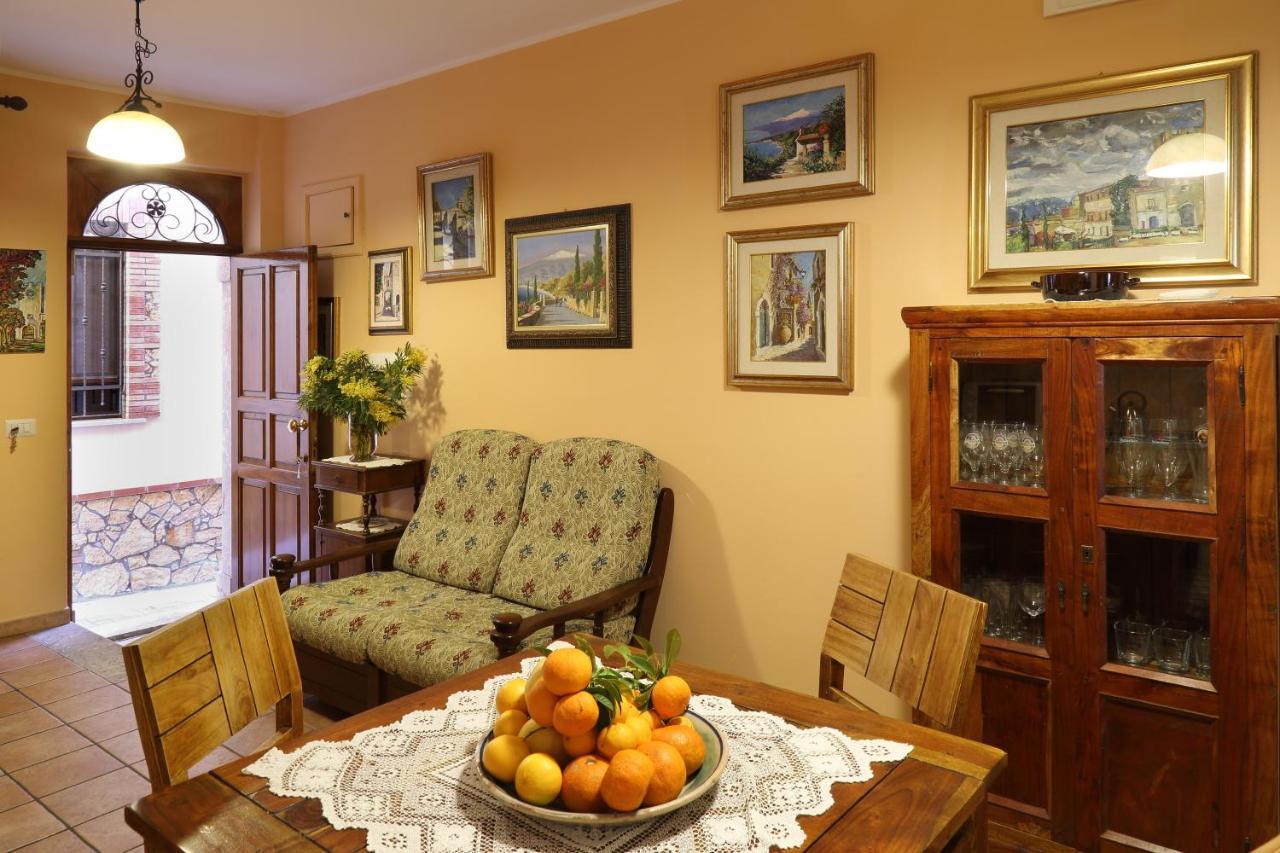 Casa Antico Borgo Cuseni Apartment Taormina Luaran gambar